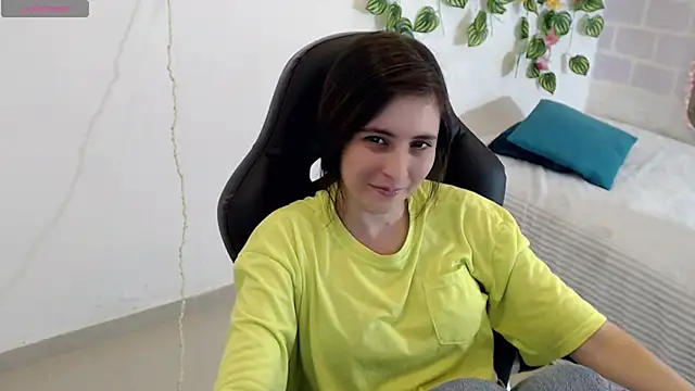 tania sweet   online show from January 21, 5:20 pm