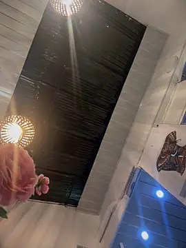 Tayra Siny online show from March 9, 11:25 am