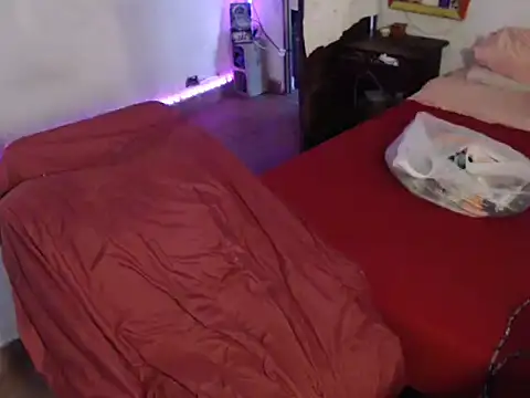 deftoolceles online show from December 17, 8:26 pm