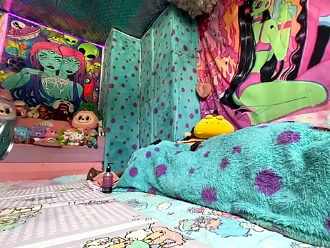 Snapshot of BABYUNICORN chatting on October 26, 6:58 pm BABYUNICORN online show from October 26, 6:58 pm