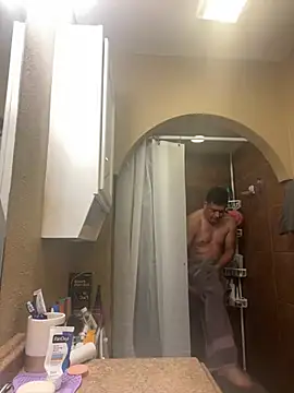 Snapshot of pumaHotz chatting on February 26, 11:26 pm pumaHotz online show from February 26, 11:26 pm