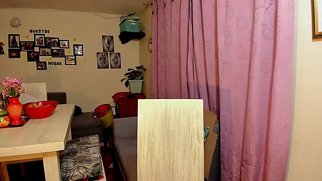 emma luxy online show from February 20, 6:37 am