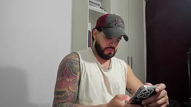 Snapshot of _Coddygold_ chatting on December 14, 1:27 pm Coddygold online show from December 14, 1:27 pm