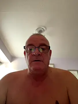 Garry831 online show from November 5, 3:12 pm