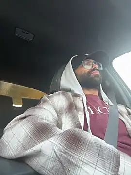 ojo4206 online show from February 3, 10:15 pm