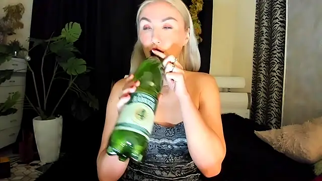  SABOTAGE  online show from November 28, 12:13 am