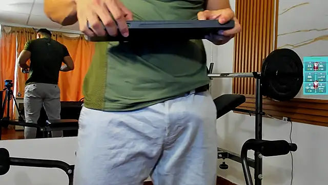 ChoreyTaiylor online show from December 17, 2:56 pm