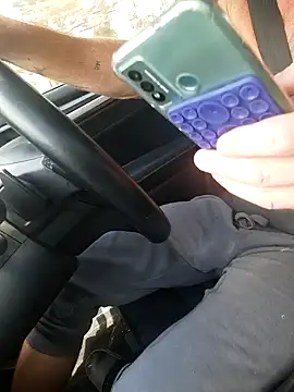 wilfukany1 online show from January 12, 1:42 am