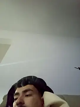 Snapshot of Santosgui14 chatting on November 14, 11:24 pm Santosgui14 online show from November 14, 11:24 pm