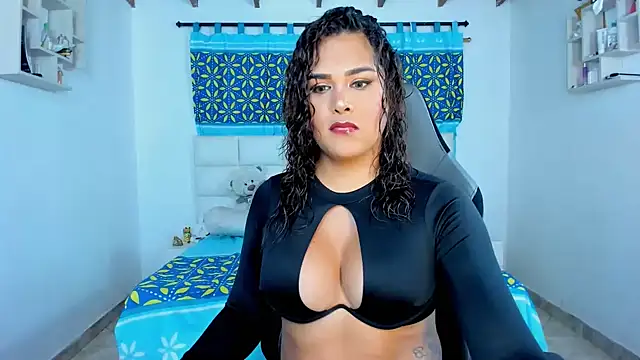 Snapshot of shadia-orozco chatting on February 4, 3:22 am shadia-orozco online show from February 4, 3:22 am