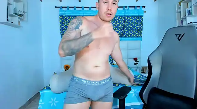 juan  jimenez online show from January 18, 10:17 pm