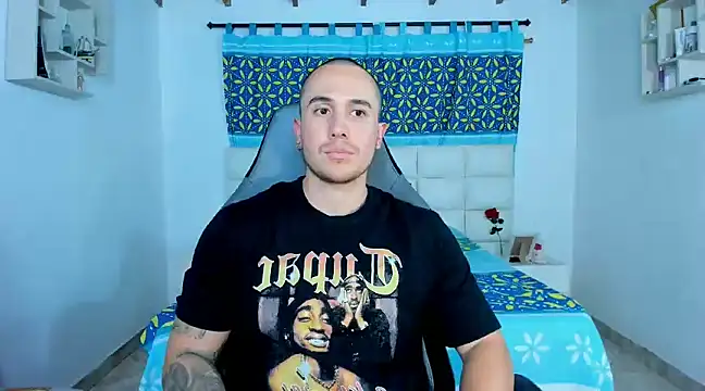 juan  jimenez online show from January 25, 1:10 am