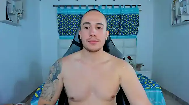 juan  jimenez online show from February 13, 10:00 pm