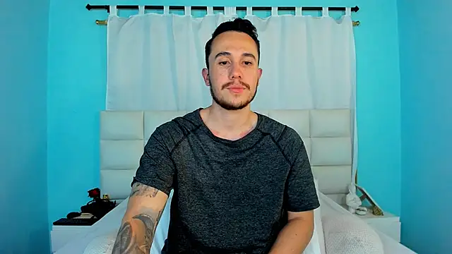 juan  jimenez online show from December 1, 12:15 am