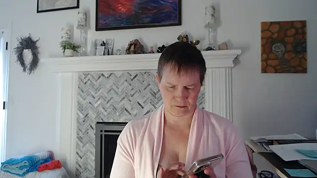 Snapshot of AuroraWillows chatting on July 11, 10:22 pm AuroraWillows online show from July 11, 10:22 pm
