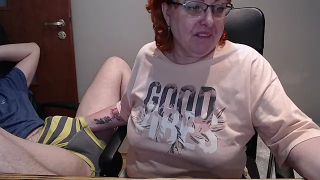 JoannaAndNeighbour online show from January 10, 7:21 pm