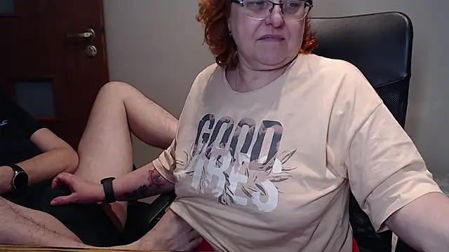 JoannaAndNeighbour online show from January 24, 4:28 pm