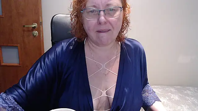 JoannaAndNeighbour online show from February 3, 8:35 am