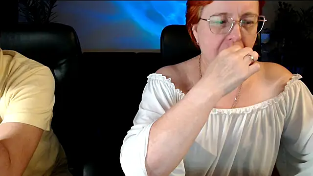 JoannaAndNeighbour online show from November 29, 1:14 pm