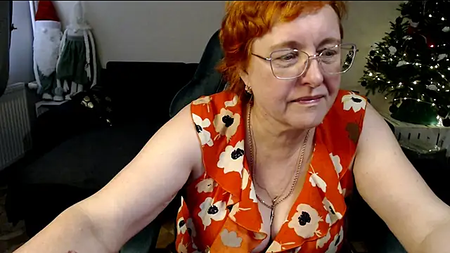 JoannaAndNeighbour online show from January 9, 10:40 am