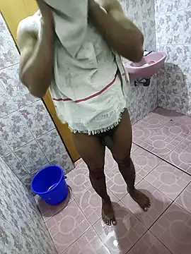 Snapshot of naughtyyboyfriend chatting on December 16, 1:05 pm naughtyyboyfriend online show from December 16, 1:05 pm