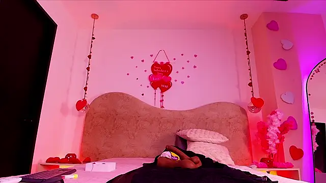 zzoe  online show from February 3, 3:15 am