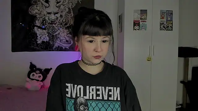 t0riayun0 online show from January 20, 9:22 pm