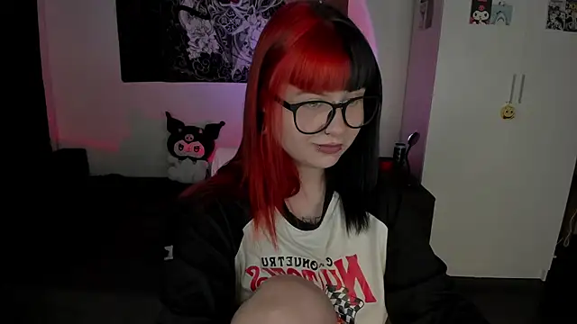 t0riayun0 online show from March 20, 10:29 pm