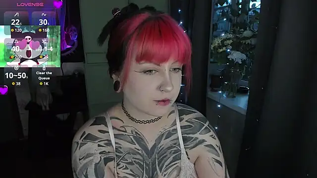 t0riayun0 online show from June 9, 7:36 pm