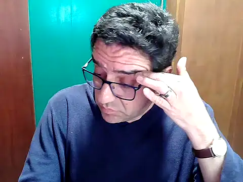 FernandoReuterG online show from December 2, 4:18 am