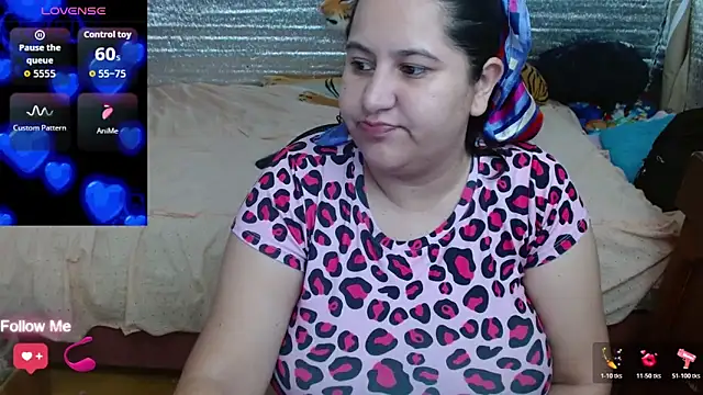 EMILY-NESSA online show from March 18, 1:47 pm