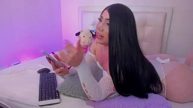 Lulu exotic1 online show from March 14, 2:30 pm