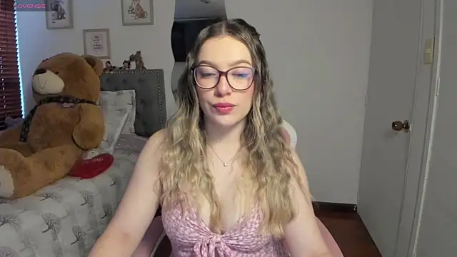 samysweet 8 online show from April 15, 11:39 am