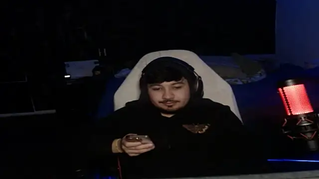 Snapshot of Pacodlt chatting on March 27, 8:26 am Pacodlt online show from March 27, 8:26 am