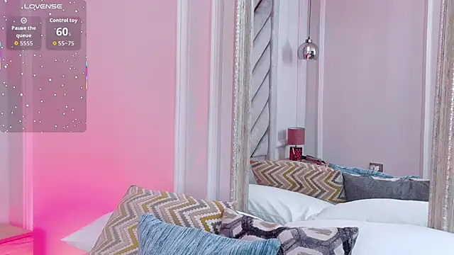 Sara Boom online show from February 19, 2:35 pm