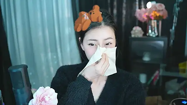 Ocean--Lili online show from March 12, 5:17 pm