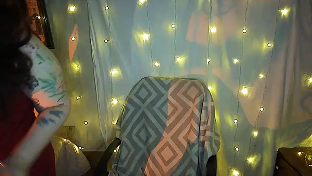 Snapshot of Victoria_Marks chatting on March 23, 2:04 am Victoria Marks online show from March 23, 2:04 am