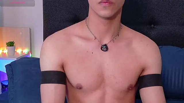 Snapshot of aodaboyyy chatting on February 27, 2:39 pm aodaboyyy online show from February 27, 2:39 pm