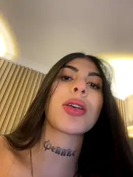 Sarasanders 4 online show from October 2, 3:13 am