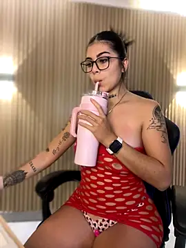 Sarasanders 4 online show from October 4, 3:59 am