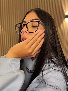 Sarasanders 4 online show from March 10, 1:32 am