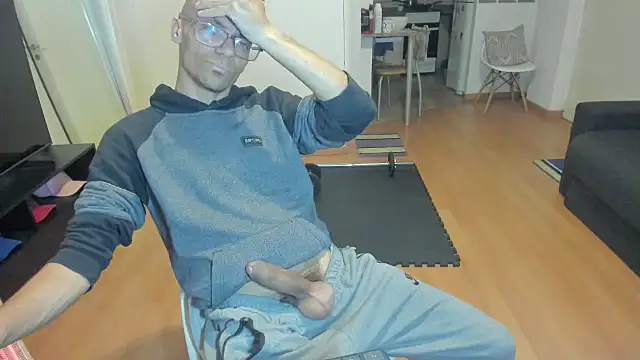 guachin hunk online show from September 10, 3:28 am