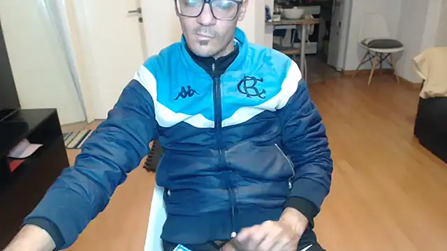 guachin hunk online show from June 22, 4:31 am