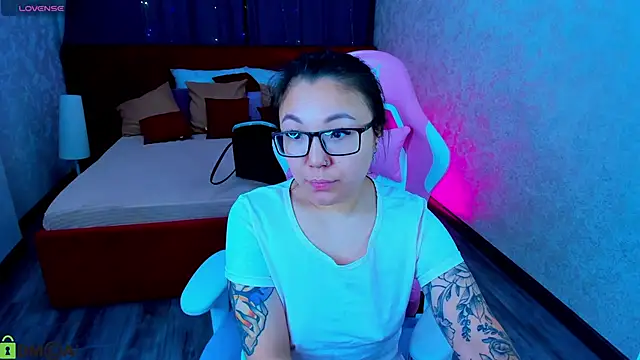 gentle muse online show from October 2, 9:33 pm