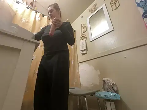 Snowbunnycake 131 online show from March 20, 1:27 pm