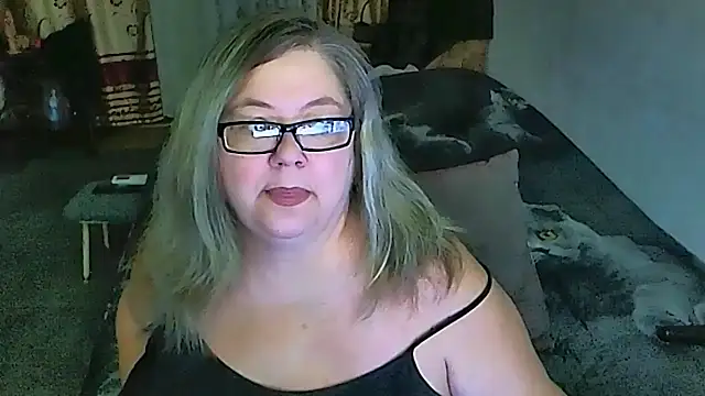 sex2 online show from February 16, 7:10 pm