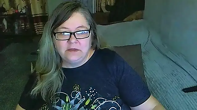 sex2 online show from May 19, 9:32 pm