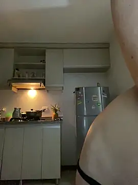 Snapshot of _Lunnaa_ chatting on March 13, 11:44 pm Lunnaa online show from March 13, 11:44 pm