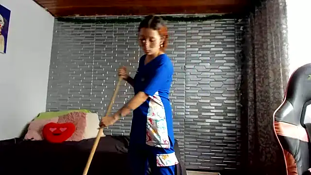 Ginger Sweetty online show from March 12, 8:04 pm