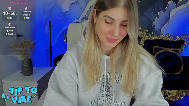 CassandraGood online show from February 11, 10:48 am